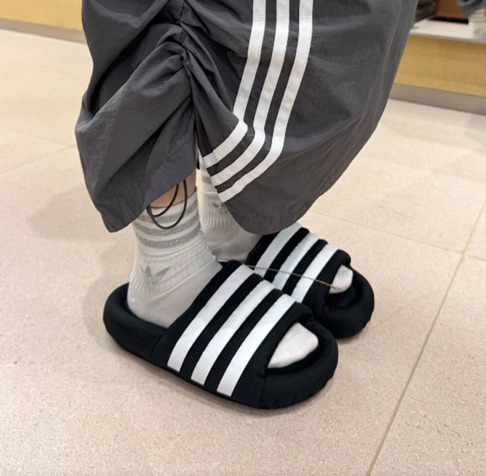 adidas Adilette 24 Unisex Woven Slides Slippers Black ✅Multiple Sizes ✅Expedited