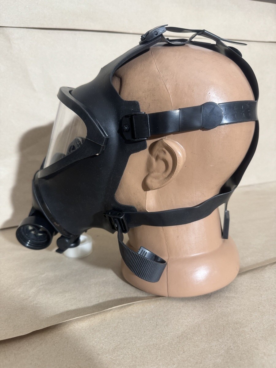 Belgium BEM-4GP Protection Gas mask 1996 SIZE M Antique Vintage