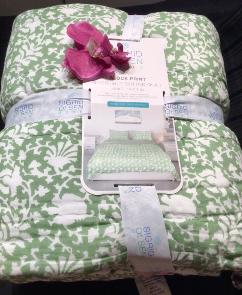 SIGRID OLSEN Quilt & Shams 3 PC King REVERSIBLE Floral Green white Block Print - Image 4 of 4