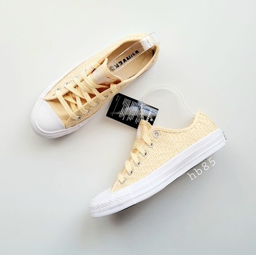 white woven converse