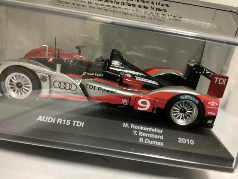 IXO AUDI R15 TDI PLUS  2010  winner 24h Le Mans die-cast 1/43, Nuova in teca - Immagine 3 di 4