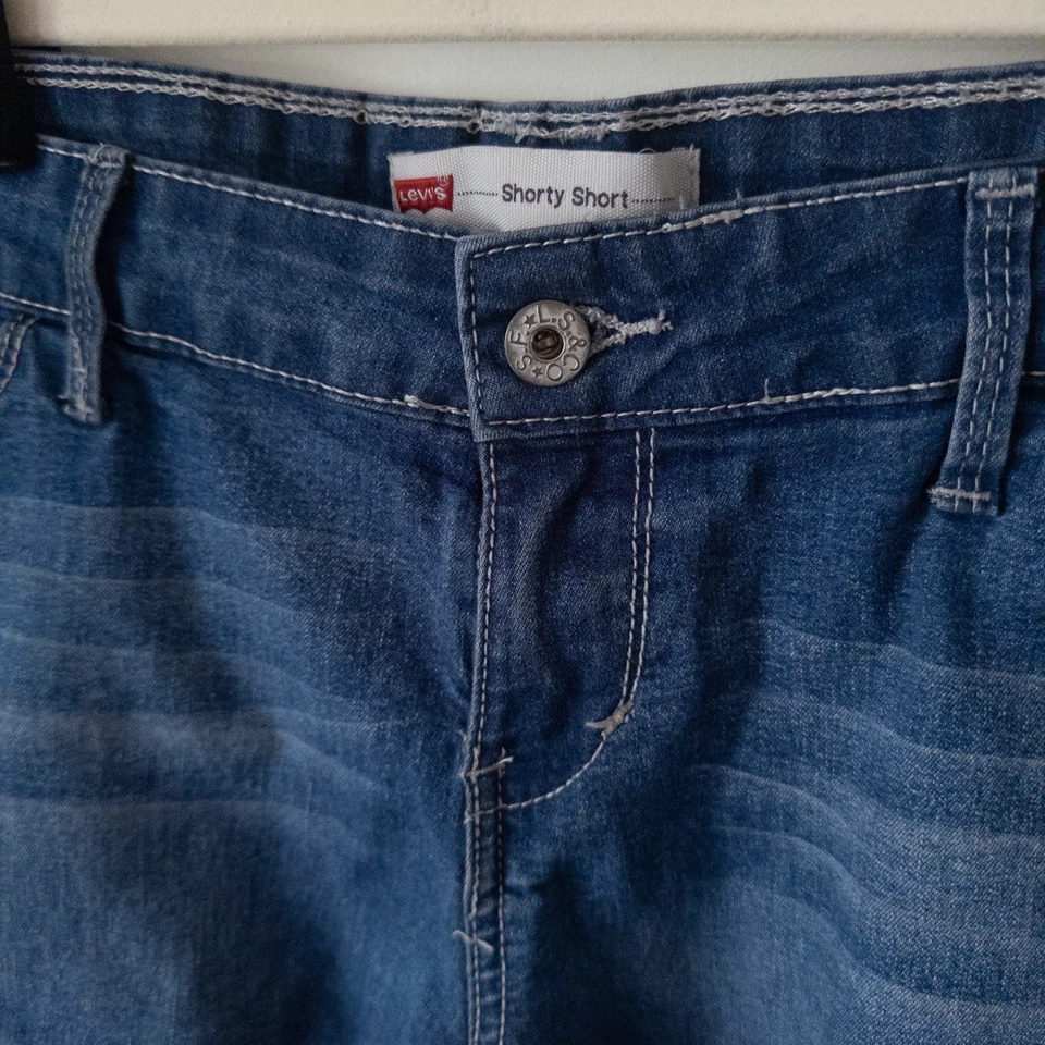 Levis Shorty Corto Micro Corto Tiro Bajo Y2K Solapa Bolsillo Juniors 17 Mujer M Foto 2 de 4