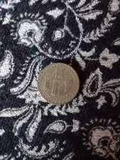 2005 Queen Elizabeth II  One Pound Coin Menai Suspension Bridge.