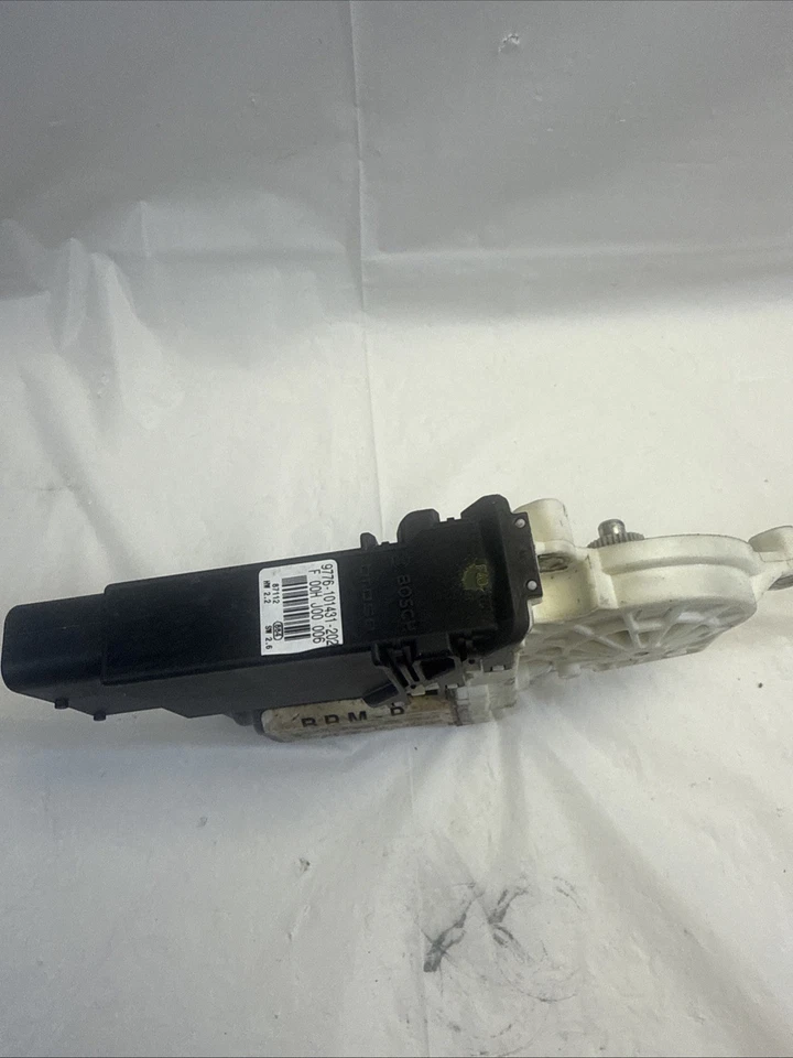 Nuevo módulo de motor ventana derecha Volkswagen Beetle OEM Bosch F00H J00 006 1998-2010 Foto 4 de 4