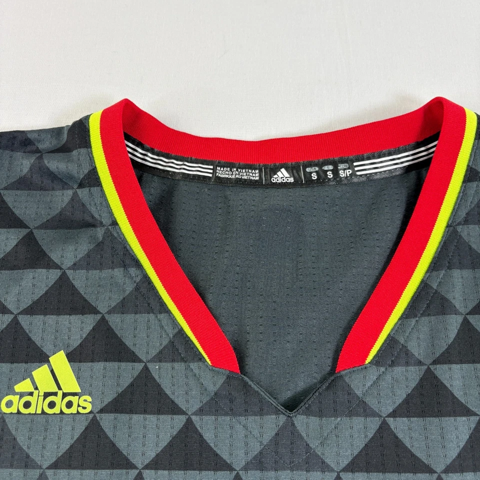 Camiseta Paul Millsap Atlanta Hawks Masculina Pequena Preta Adidas Swingman NBA - Imagem 4 de 4