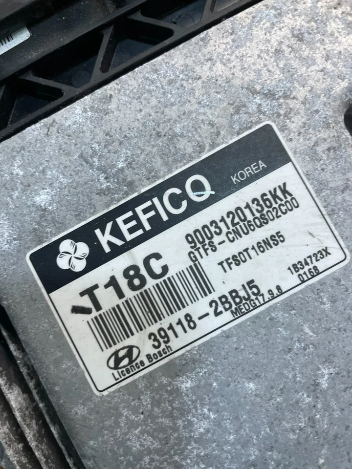 Módulo de ECU de control del motor Hyundai Veloster 2013 39118-2bbj5 OEM U9180 DG Foto 4 de 4