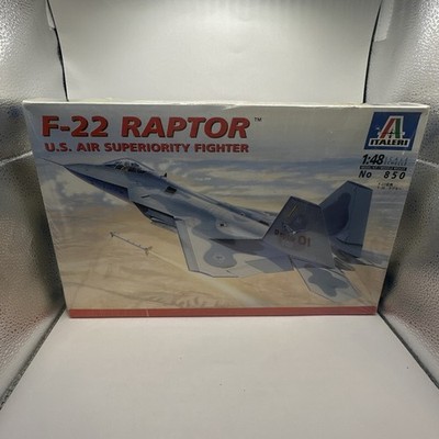 VINTAGE 1999 ITALERI F-22 Raptor U.S. Air Superiority Fighter #850 SEALED