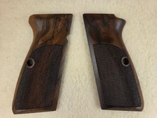 Browning High Hi Power Fine English Walnut Checkered Pistol Grips NEW! U2