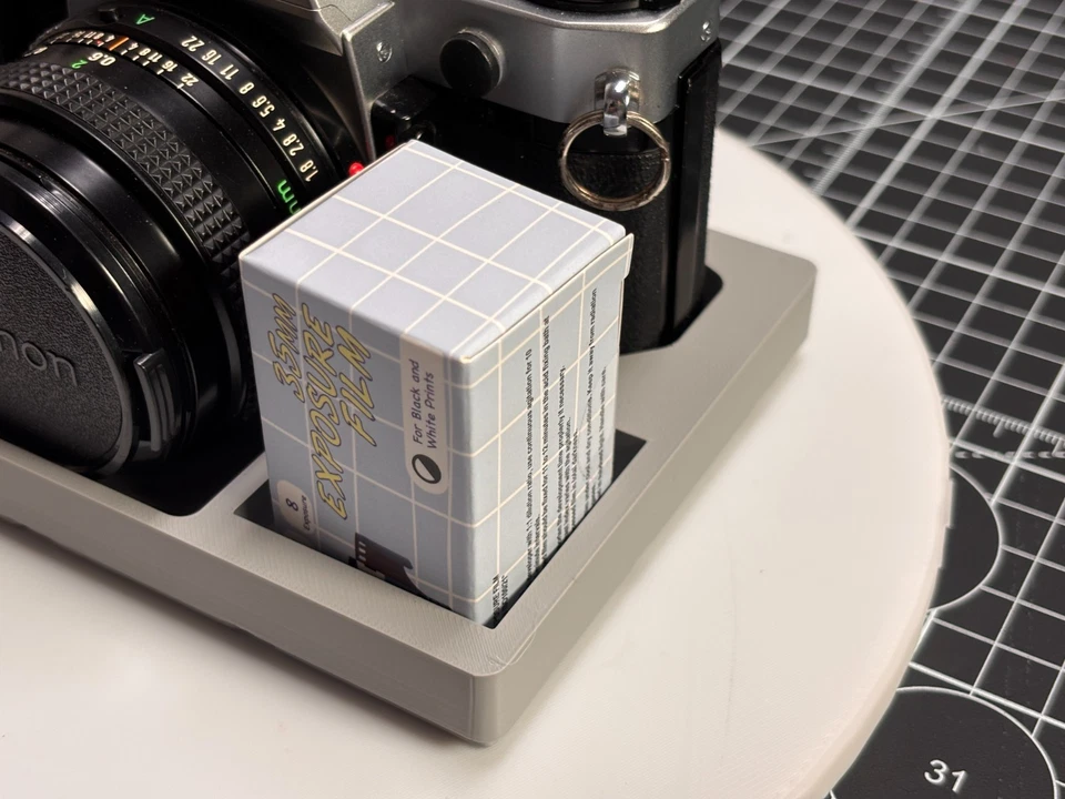 Gridfinity 存储 适用于佳能 AE-1 和 AE-1 程序相机(灰色)- 全新 — 第 3/4 张图片