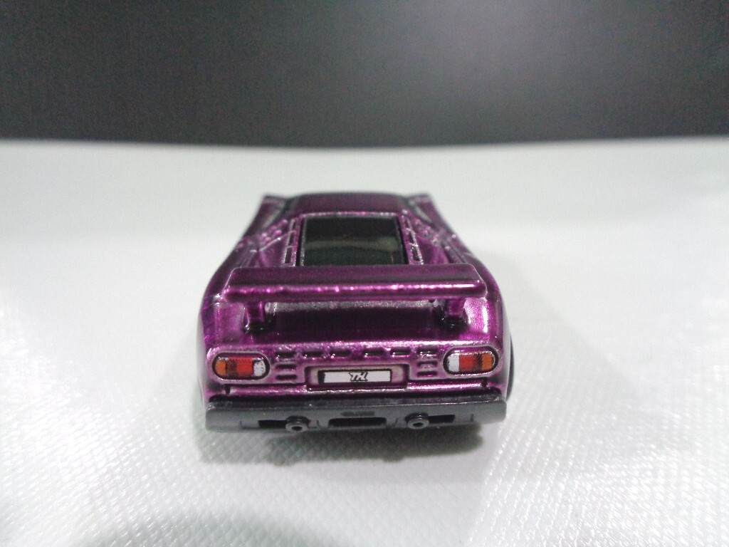 Picture 4 of 8