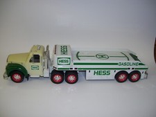 2002 Hess Truck with Trailer