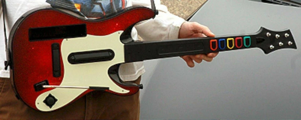 OFFICIAL Guitar Hero 5 GUITAR Wireless Controller for NINTENDO WII rock band 3 2 - Image 2 of 3