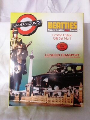 Beatties Limited Edition EFE London Transport DS 1933 and LS 156