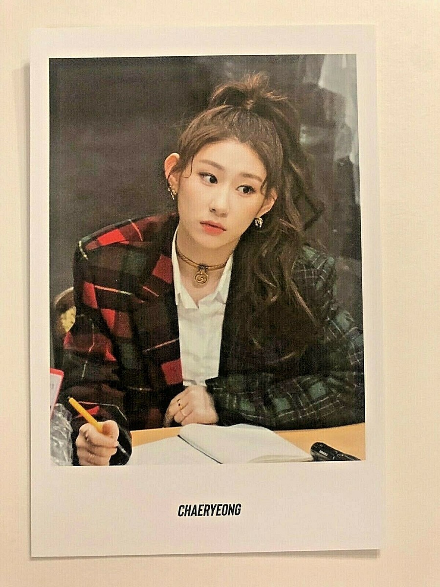 ITZY Wannabe Mwave meet&greet 当選 トレカ ITZY IT'Z ME WANNABE mwave signed album YUNA | Mercari