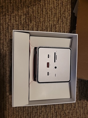 TobenONE USB C Docking Station Dual/Triple Monitor, Laptop Docking Station - Picture 6 of 8