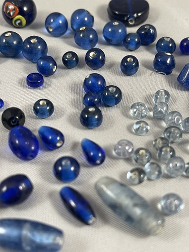 78 Mix Pre / Post Early 1900’s HandBlown Blue Glass Beads Cobalt Rare Collection - Picture 3 of 12