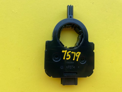 2014-2019 GMC SIERRA STEERING COLUMN POSITION ANGLE SENSOR OEM P13590209 - Picture 3 of 4