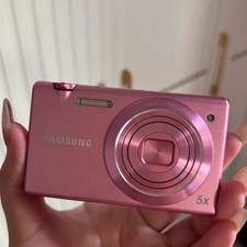 Samsung MV800 Digital Camera 16.1MP 5X Optical Zoom Selfie Flip-out Vlog Pink