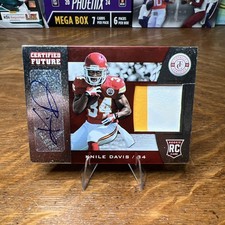 2013 Panini Certified Football Freshman Fabric Signatures Guide 40