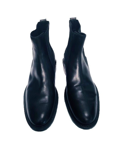 Tods Mens Black Leather Rubber Sole Barely Worn Chelsea  display picture 1