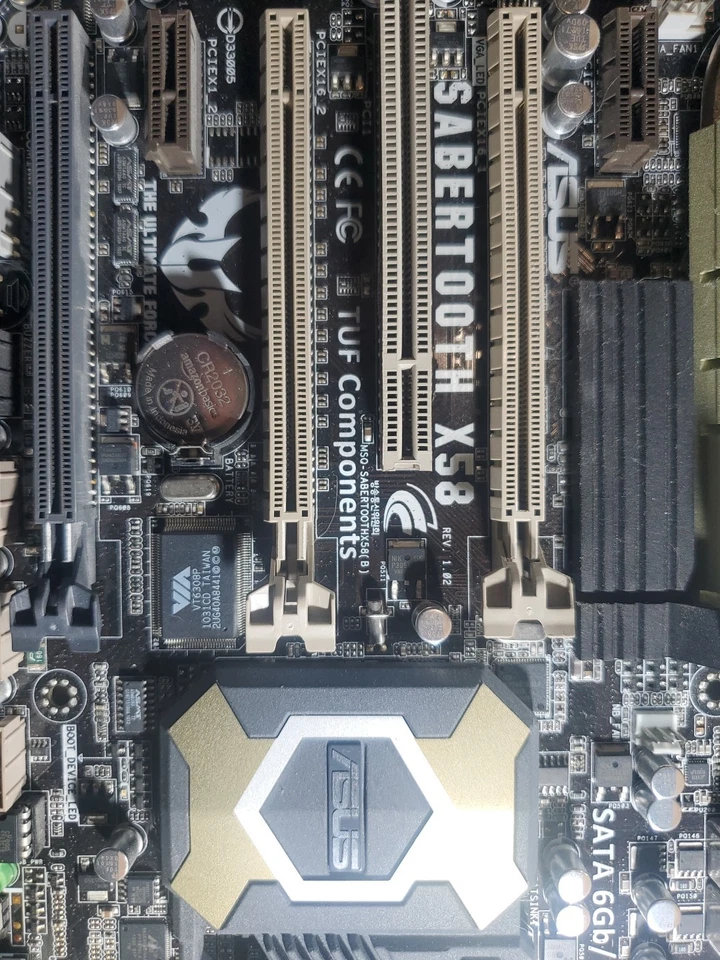 ASUS Sabertooth X58 BUNDLE - Intel i7-950 + 12GB PNY DDR3 RAM (Motherboard tot) - Bild 3 von 4