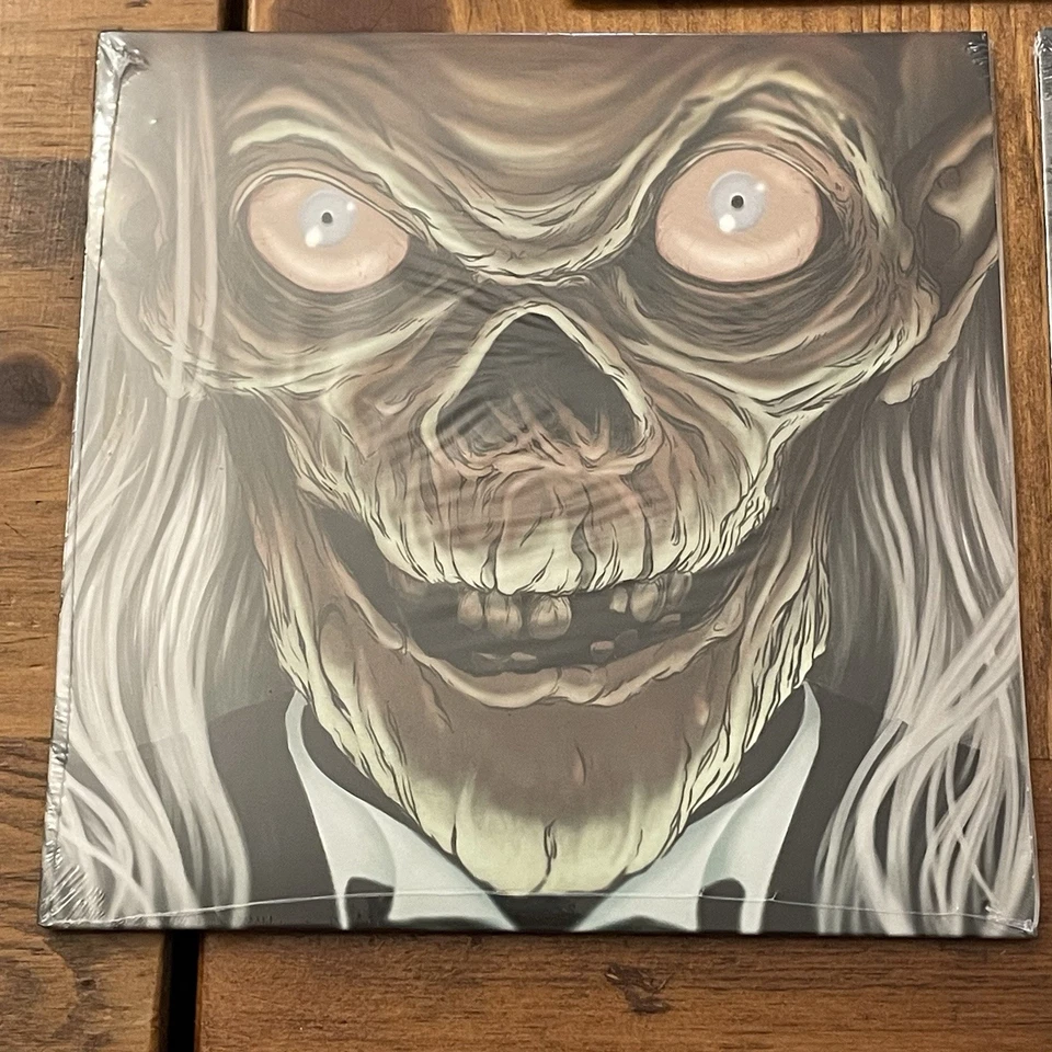 Tales From The Crypt- set of 3 MONDO 7" records w/ original artwork NEW SEALED! - Image 2 of 4