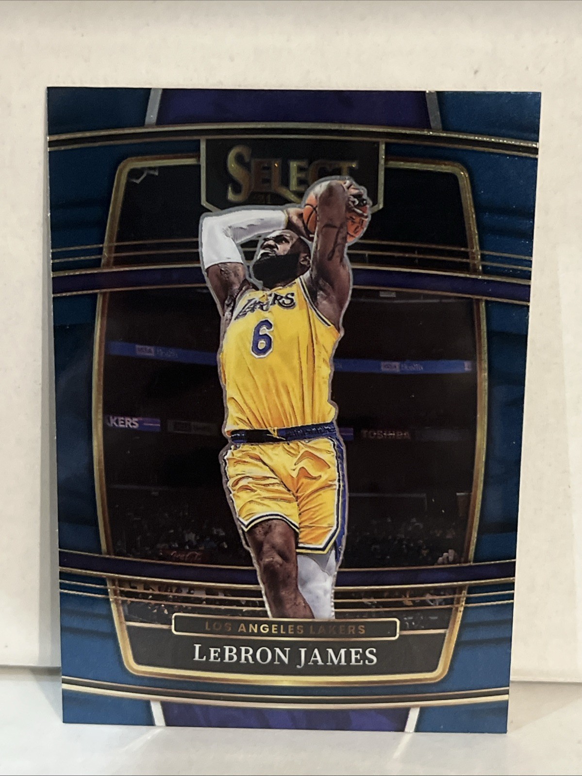2021-22 Panini Select Concourse Level LeBron James #100 Retail Blue LA Lakers