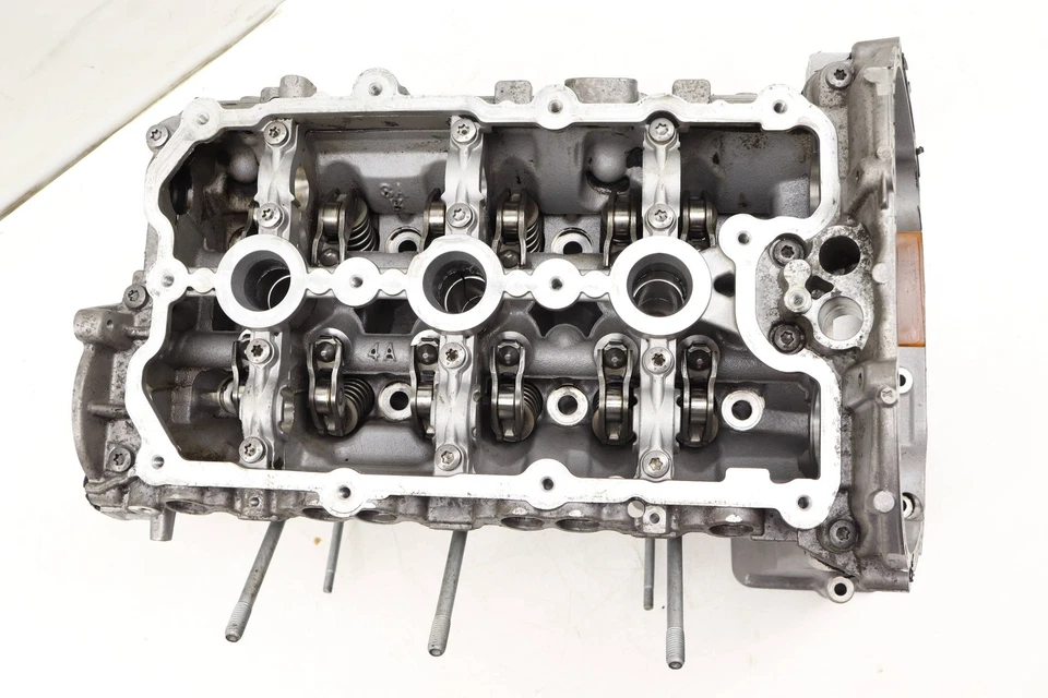 2011-2018 PORSCHE CAYENNE 3.0L - 右发动机气缸盖 958104015 — 第 2/4 张图片