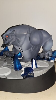 Disney Infinity 2.0 Collectors MARVEL FROST GIANT BEAST 18”Base