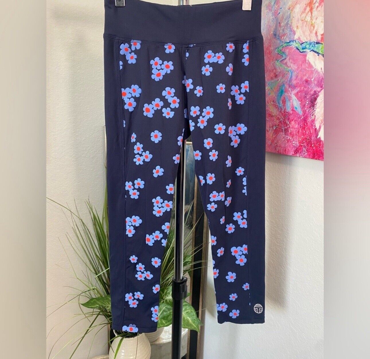 Tory Sport Cropped Floral Leggings Size XS - image 2