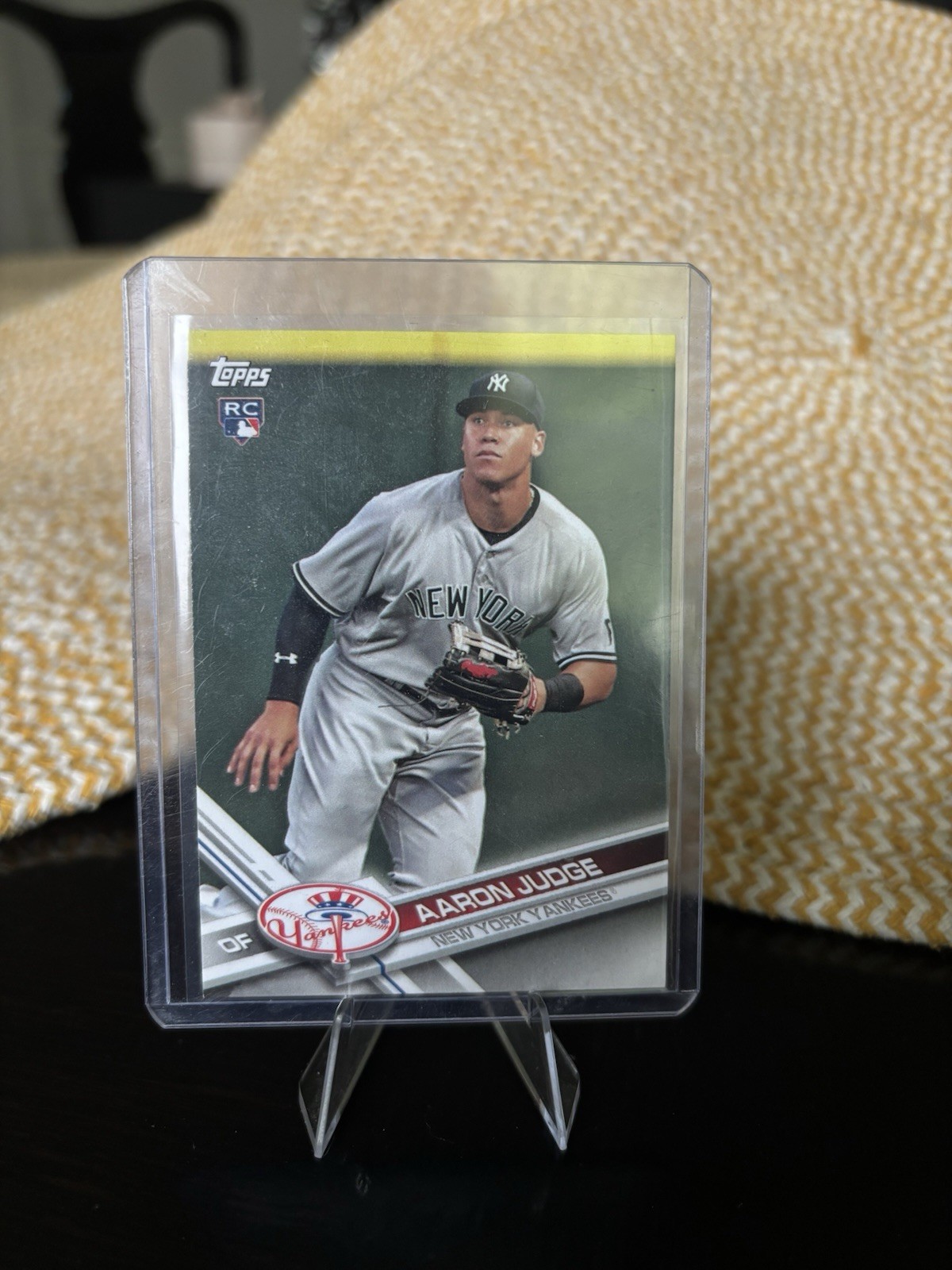 2017 Topps Aaron Judge #287 Fielding (RC)  NEW YORK YANKEES Rookie
