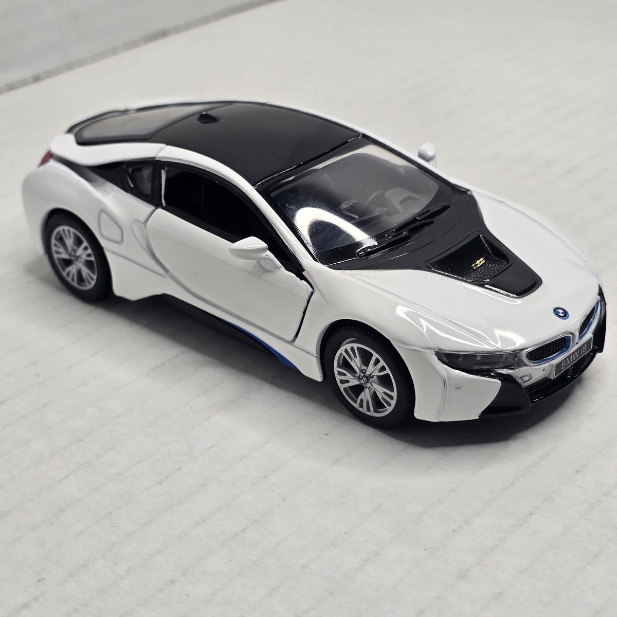 SMART WORLD 16ピース ミニカーセット SMART WORLD 16ピース ミニカー