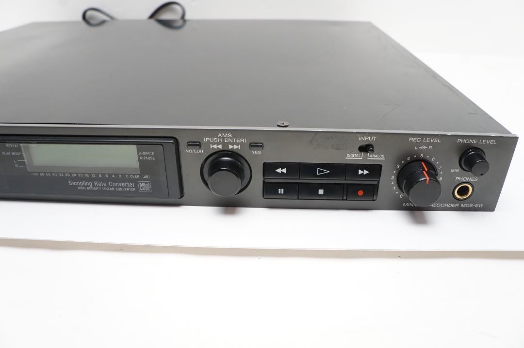 SONY ソニー MDS-E11 MD ミニディスクレコーダー オーディオ Sony MDS E11 Professional Minidisc Recorder Player Decks