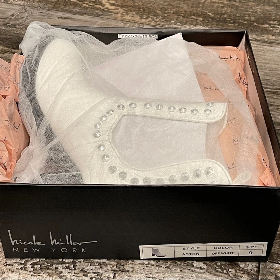 Nicole Miller Aston Bota Chelsea Tachonada Tacón Bloque Blanco Para Mujer Talla 9 NUEVA Foto 4 de 4