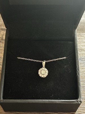 Kay Jewelers Diamond And Silver Necklace