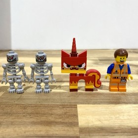 LEGO The LEGO Movie: Emmet's Construct-O-Mech (70814) Complete w/ Box, No Manual