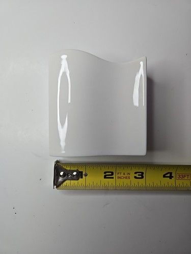 New Villeroy & Boch New Wave Salt Shaker Premium Porcelain White NWT - Picture 6 of 9