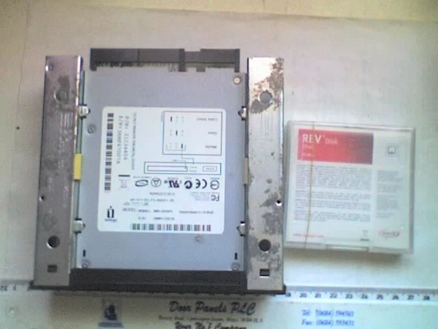IOMEGA Rev 35Gb 3 1/2" Internal IDE Interface Hard Drive & fitted Adaptor , Disk - Image 2 of 4