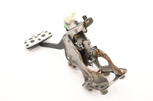 2016 LEXUS IS200T BRAKE FOOT STOP PEDAL W/ BRACKET OEM - Picture 4 of 13