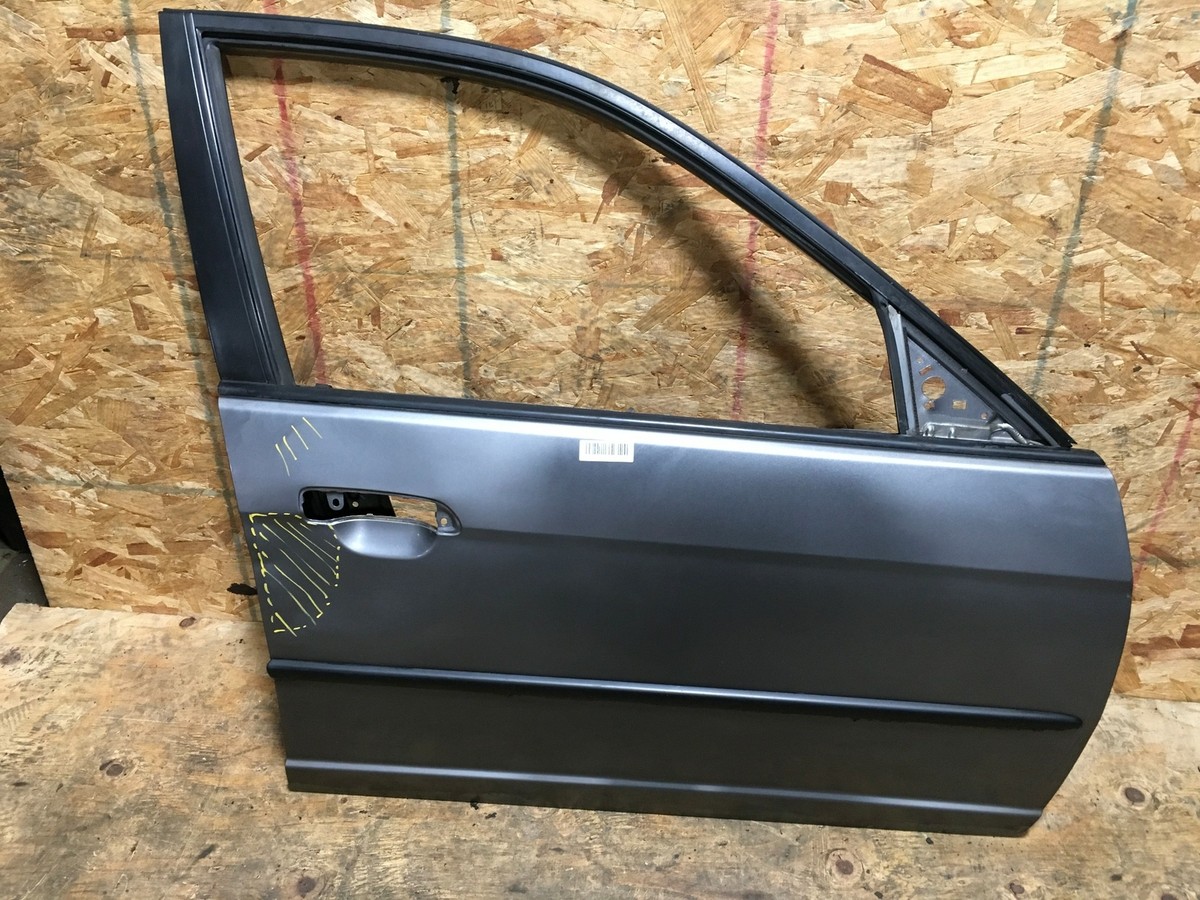 US HONDA 01-05 ES CIVIC ドアモール 2005 Honda Civic Sedan Front Right Passenger Side Door Shell Panel