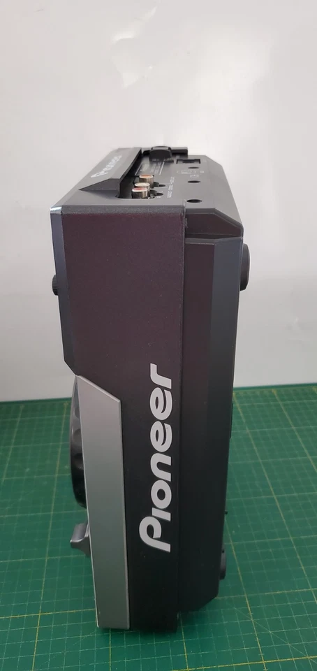 Pioneer CDJ-400 MP3/CD/USB DJ-Player – gebraucht _2,6_5 - Bild 3 von 4