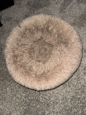 Beige Shaggy Round Donut Pet Bed Small Dog or Cat 20  Machine Washable