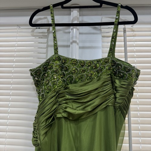 Mnm Couture 5467 Green Beaded Gown Dress Maxi Size 10 $1100 - Picture 4 of 14