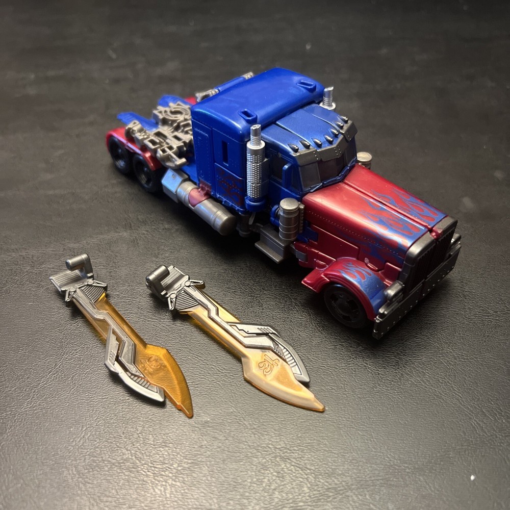 Transformers Studio Series 05 Optimus Prime Complete T11