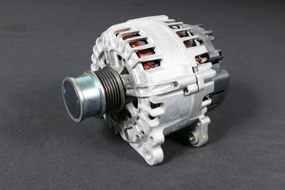 Lichtmaschine 04C903023K Audi A1 A3 8V VW Golf 7 Passat 1.0 1.2 1.4 TSI 16.808km - Bild 3 von 4