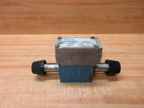 Vickers DG4V-3-6C-M-W-B-40 Directional Control Valve