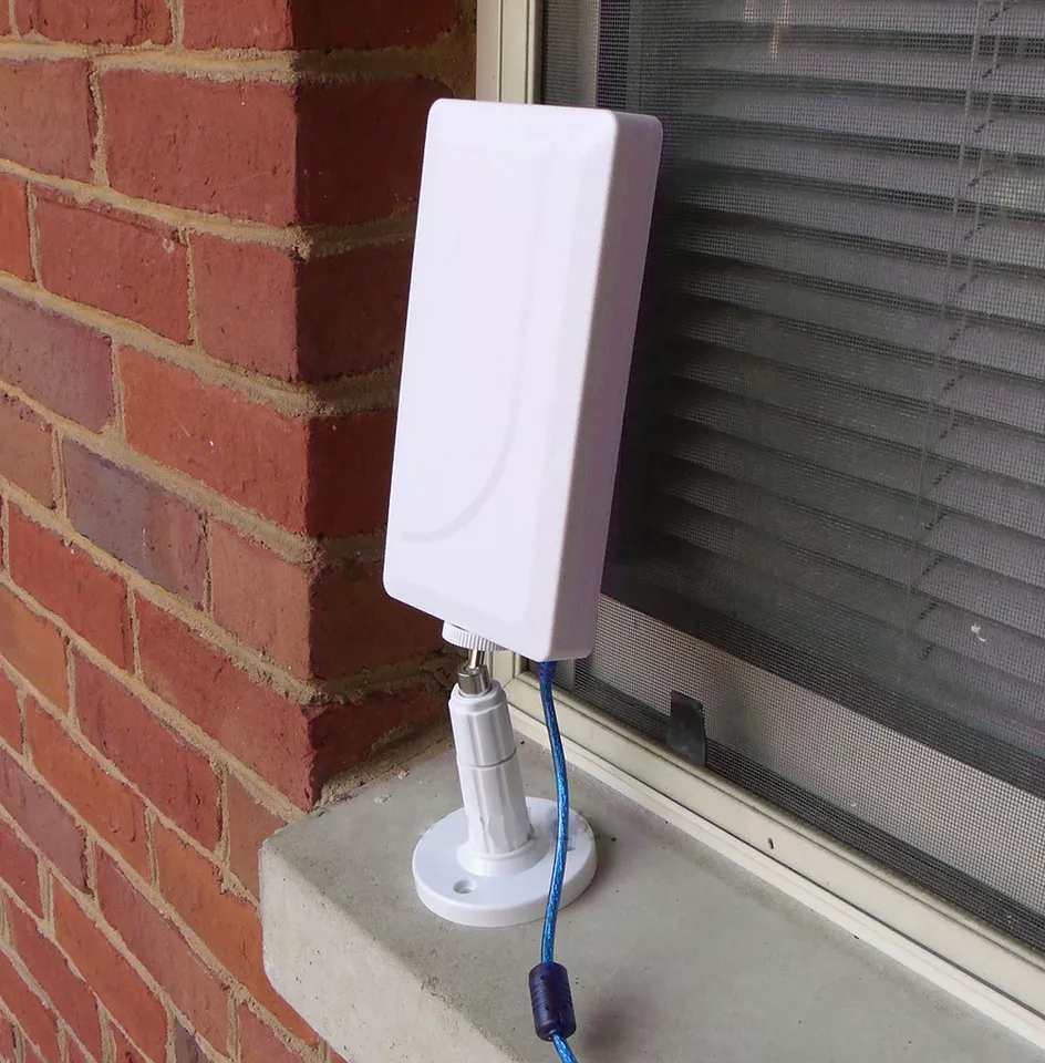 Super Long Range Wi-Fi outdoor USB client Ralink RT3070 w/ 10 dB antenna 2000mW - Image 4 of 4