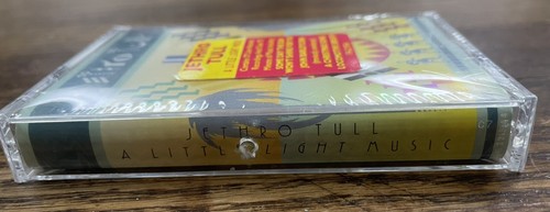 1992 Chrysalis ~ Jethro Tull ~ A Little Light Music (Cassette) ~ SEALED - Picture 4 of 4