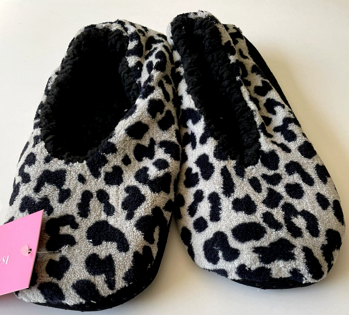 Women's Slippers Isaac Mizrahi Medium 6.5-8 House Shoes Sherpa