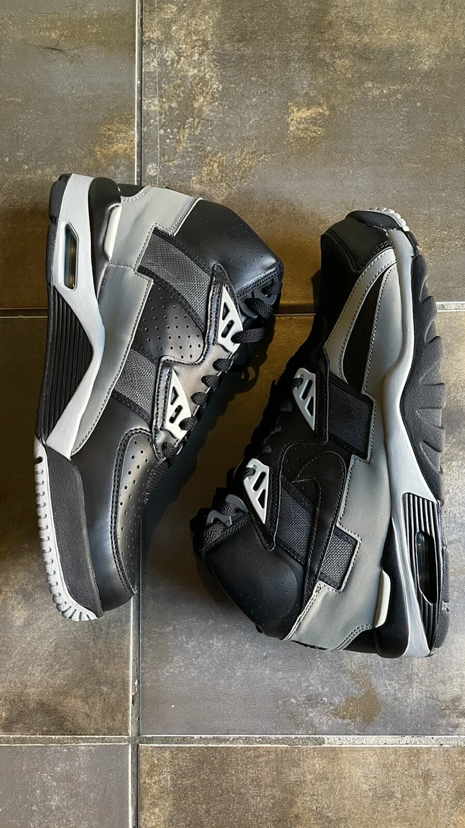 Skechers air raiders top